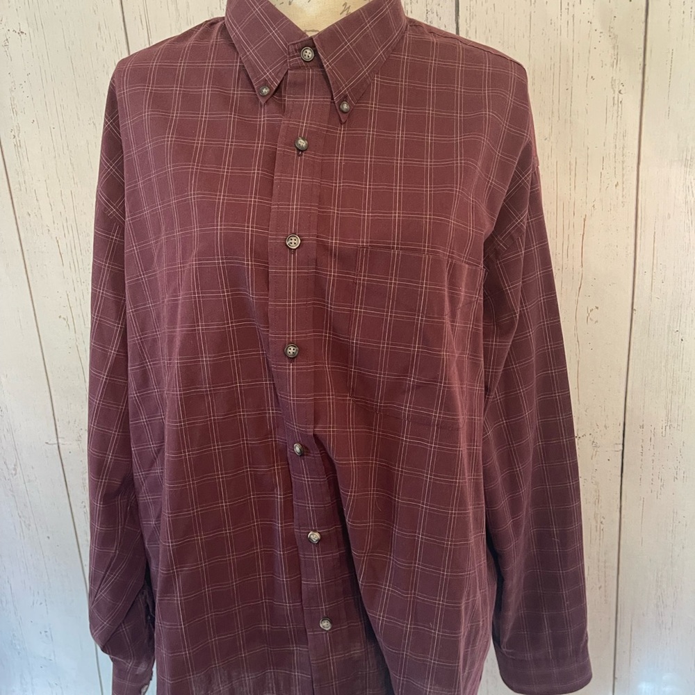 Van Heusen button down dress shirt xl